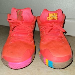 Nike Kyrie 4 Lucky Charms 5Y
